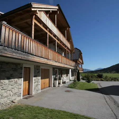 Schneeweiss * Маутерндорф