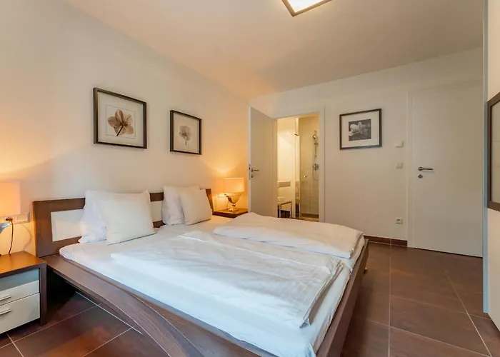 Schneeweiss בקתה